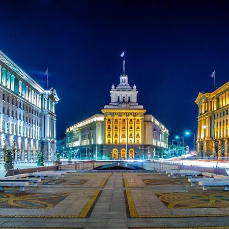 Top Center Apartment Next To Vitosha Boulevard София Экстерьер фото