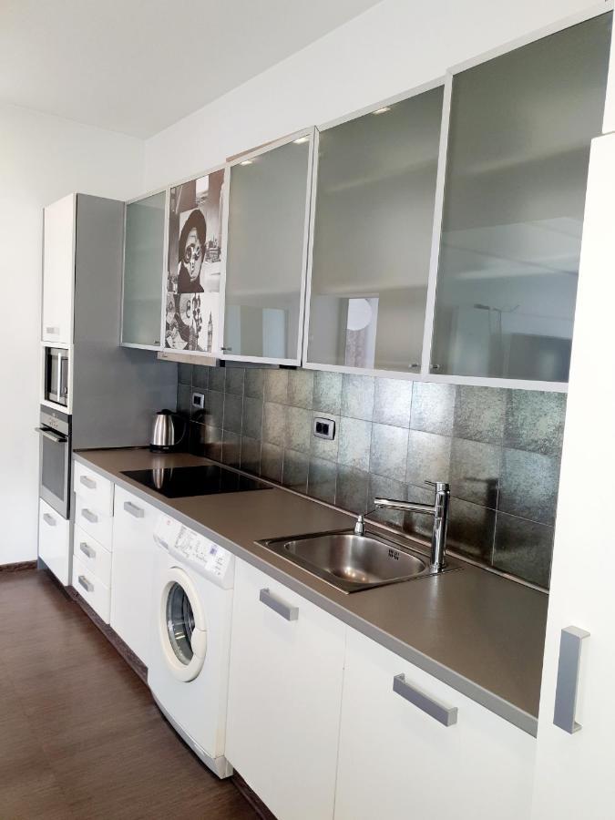 Top Center Apartment Next To Vitosha Boulevard София Экстерьер фото